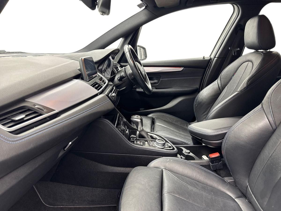 2018 BMW 2 Series - image 2