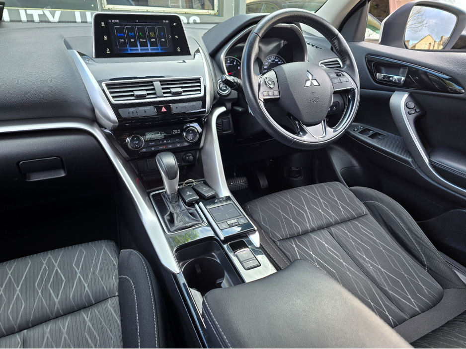 2018 Mitsubishi Eclipse Cross - image 17