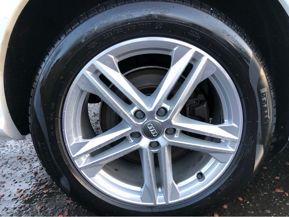 2019 Audi Q5 - image 6