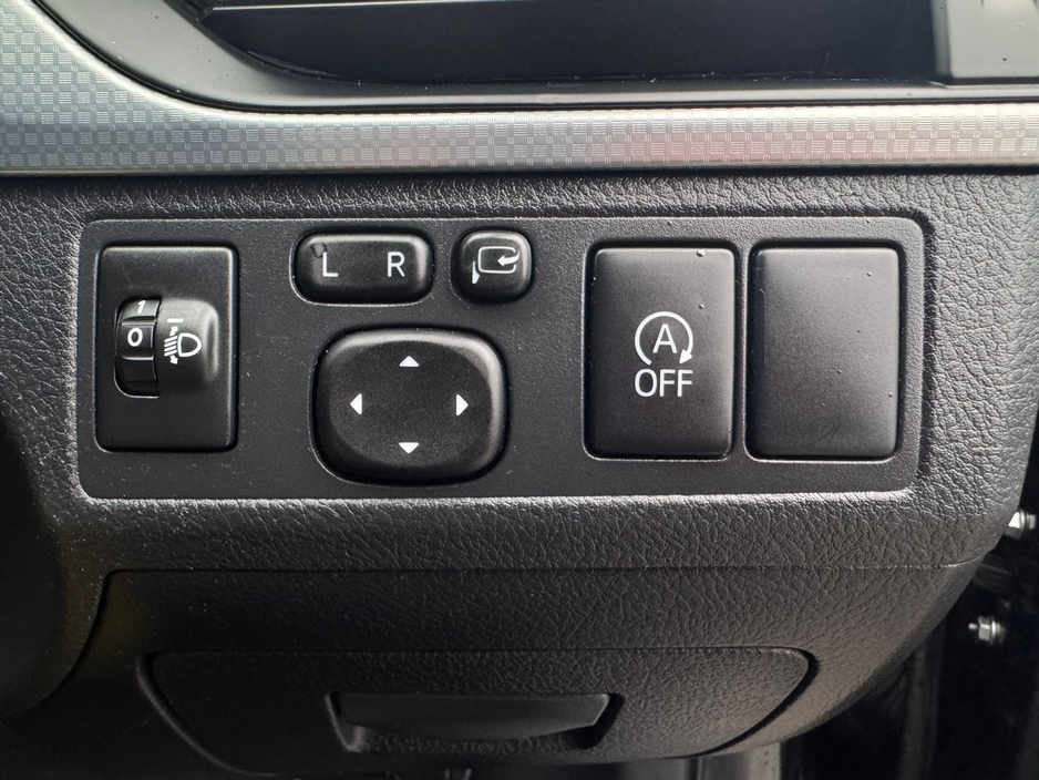 2016 Toyota Avensis 1.6 D-4D BUSINESS EDITION S/S 4DR 110BHP €9,950