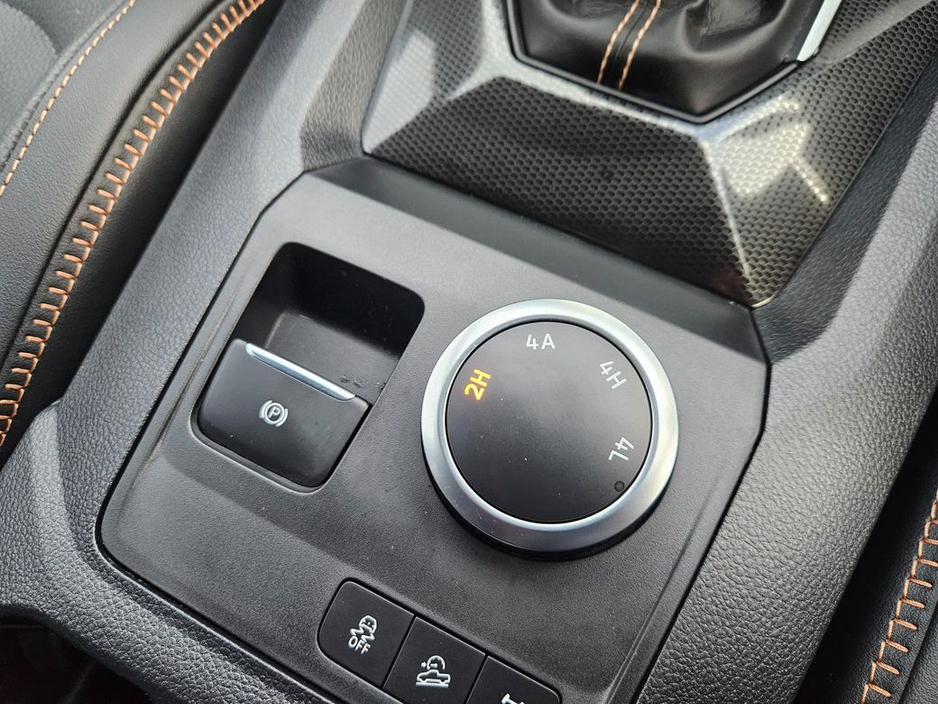 2025 Volkswagen Amarok - image 12