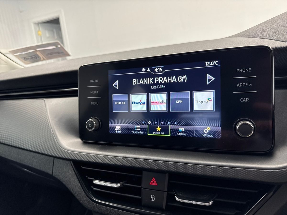 2021 Skoda Kamiq - image 18