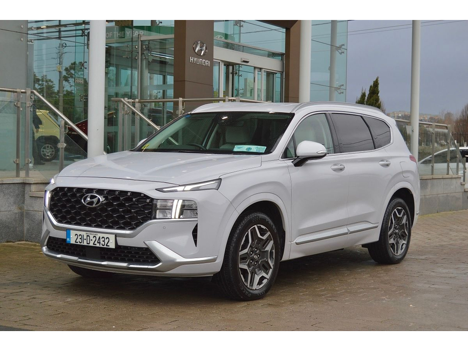 2023 Hyundai Santa Fe 1.6 PHEV 4WD Executive Plus Auto €48,995
