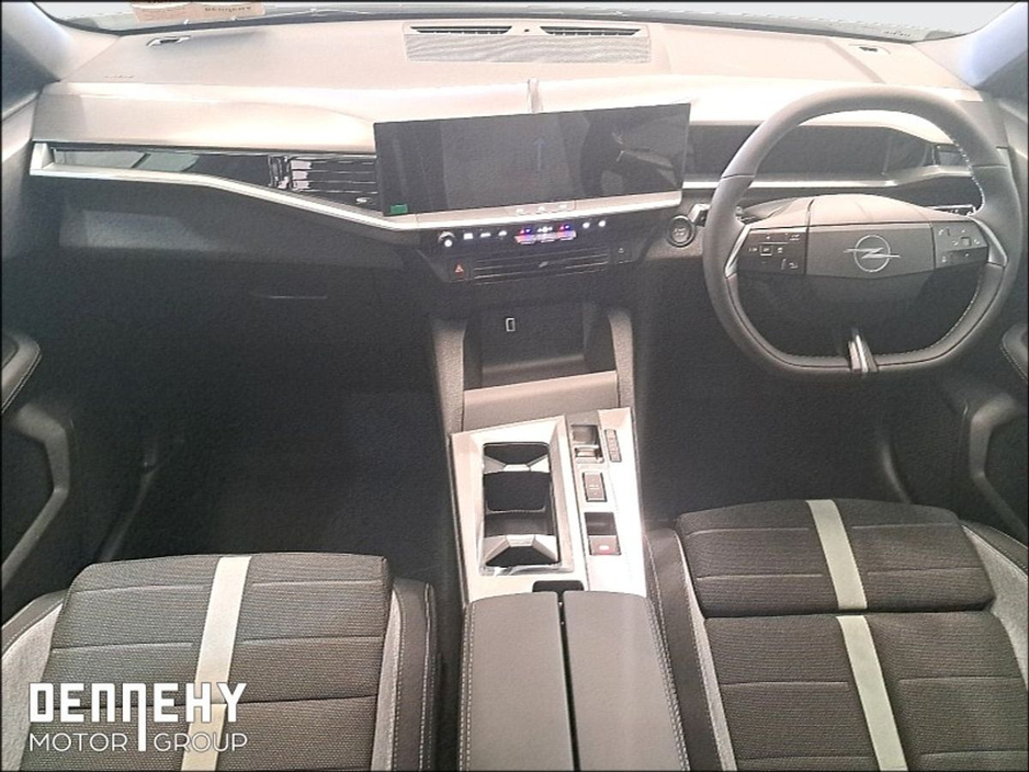 2026 Opel Grandland Elegance €42,995