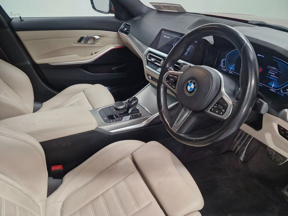 2021 BMW 3 Series 330e M Sport Auto €31,975