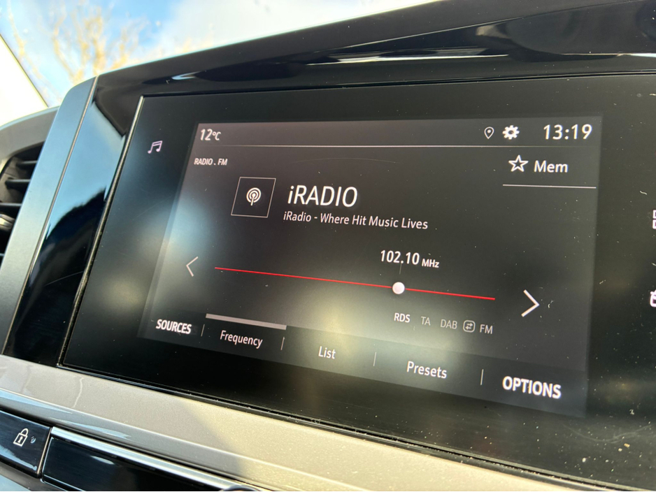 2023 Opel Mokka - image 12