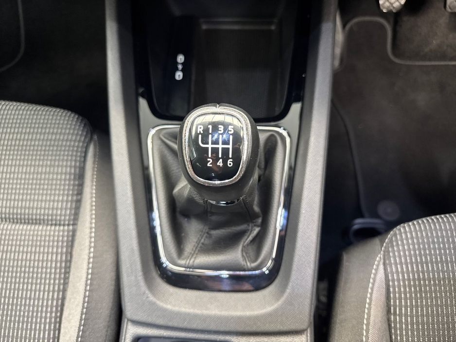 2024 Skoda Octavia - image 16