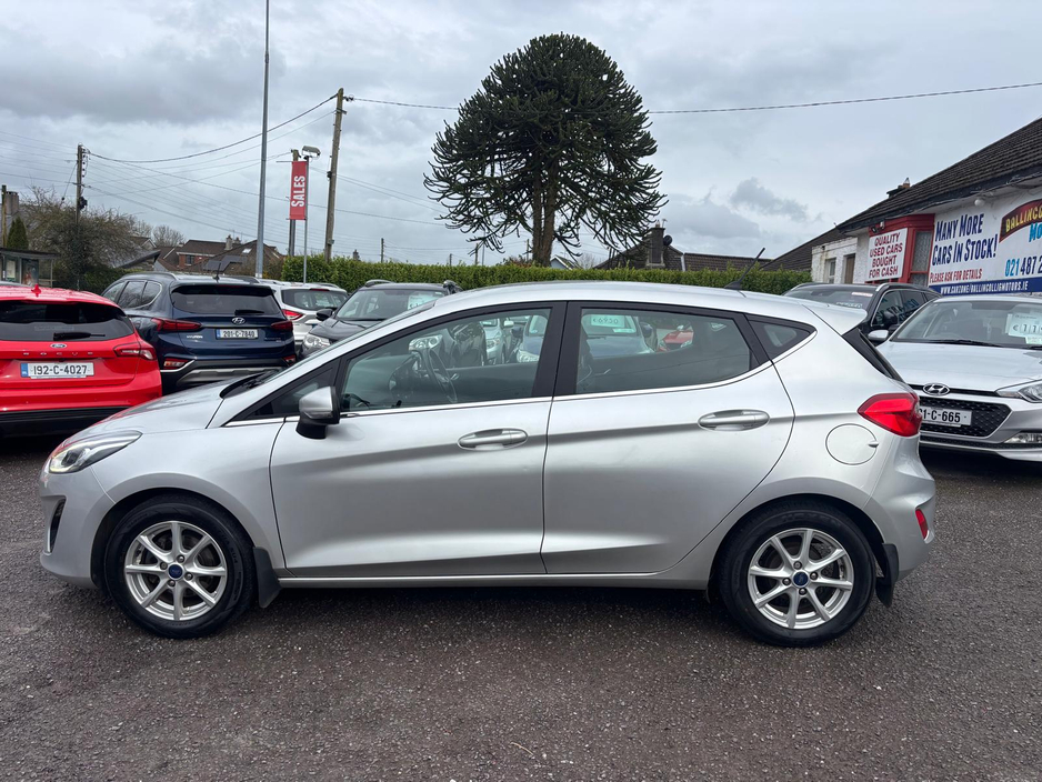 2018 Ford Fiesta - image 12
