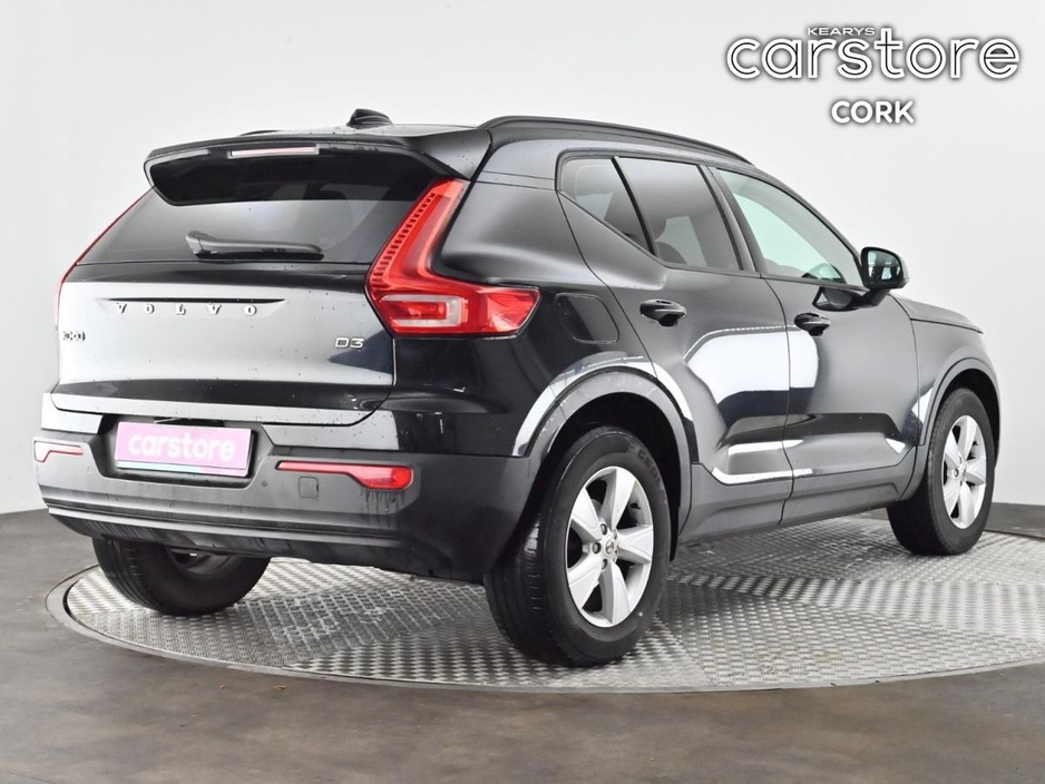 2019 Volvo XC40 - image 5
