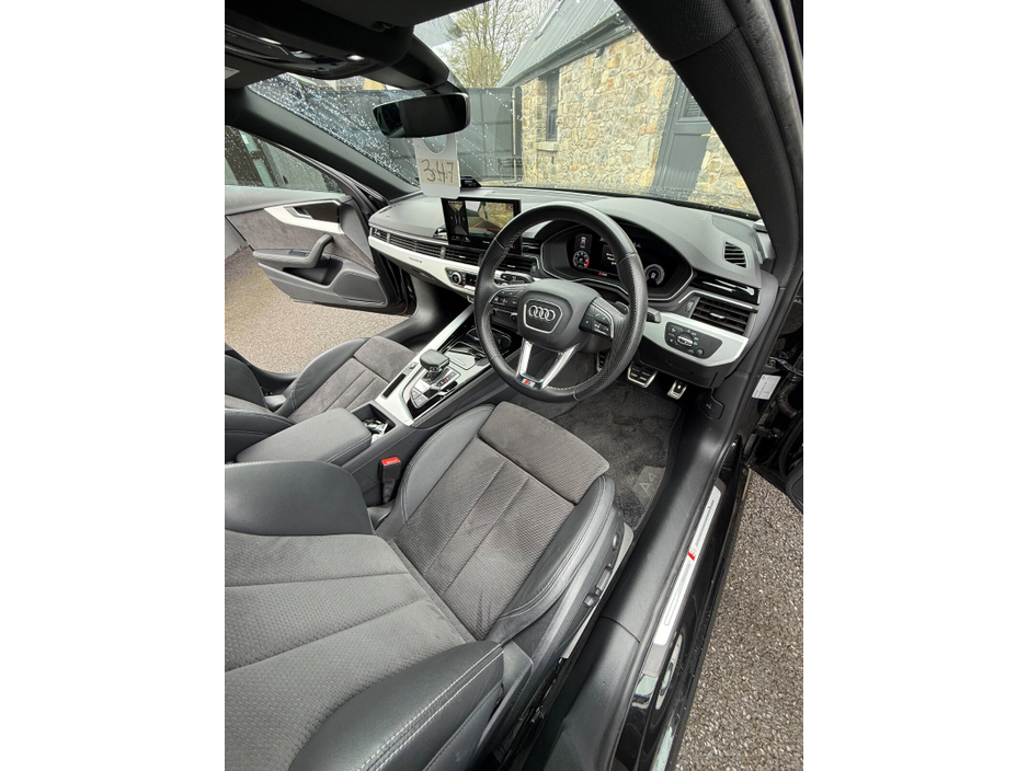 2021 Audi A4 - image 17