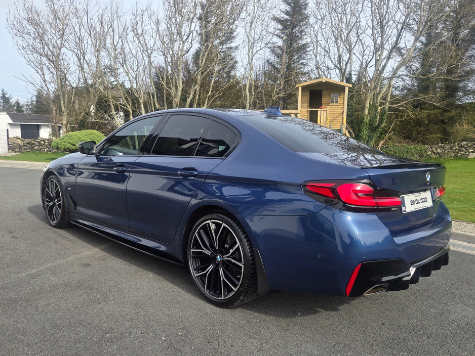 2021 BMW 5 Series - image 5