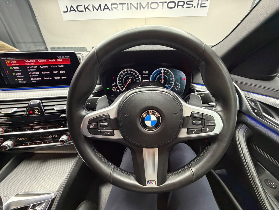 2019 BMW 5 Series - image 23