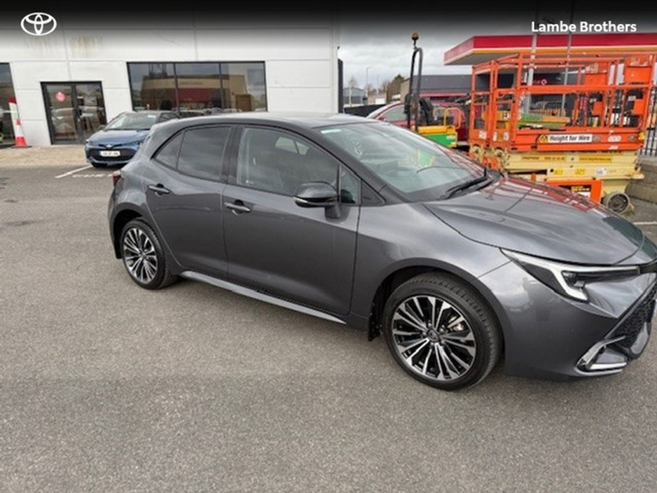 2024 Toyota Corolla - image 7