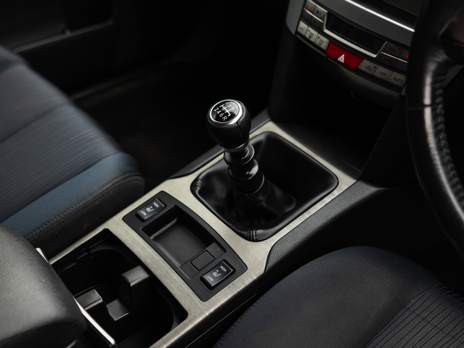 2013 Subaru Legacy - image 16