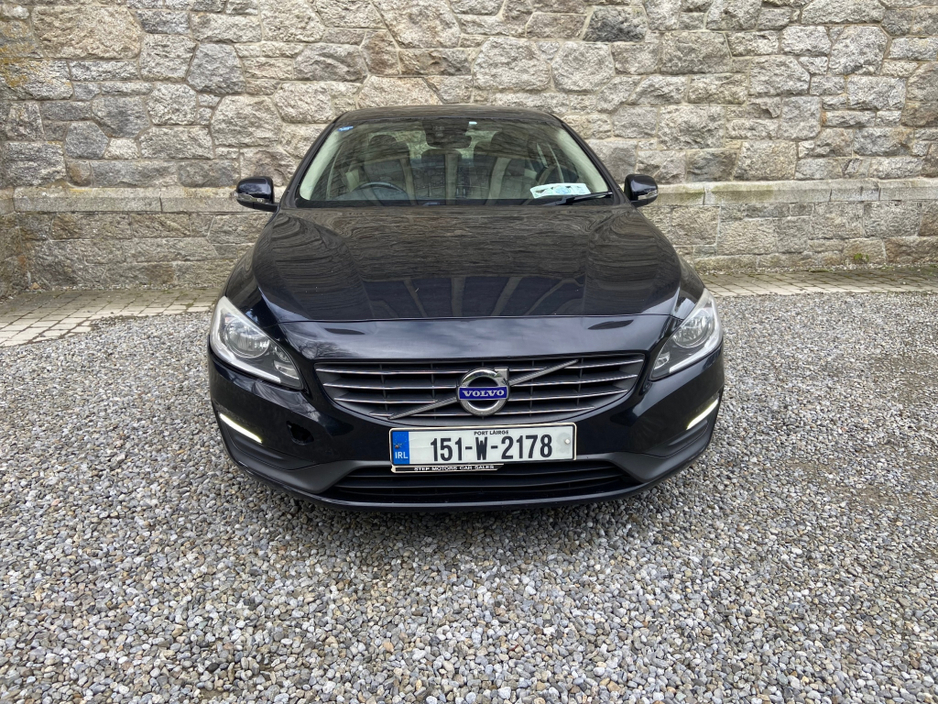 2015 Volvo S60 - image 3