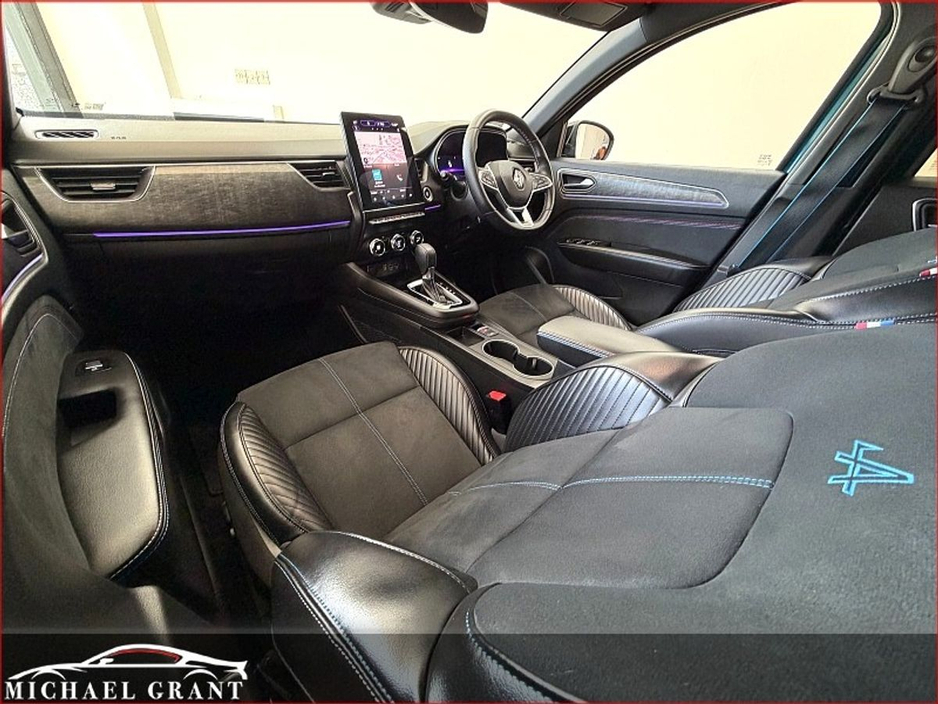 2024 Renault Arkana - image 10