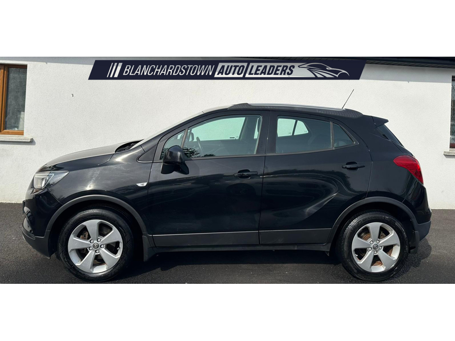 2017 Opel Mokka - image 2