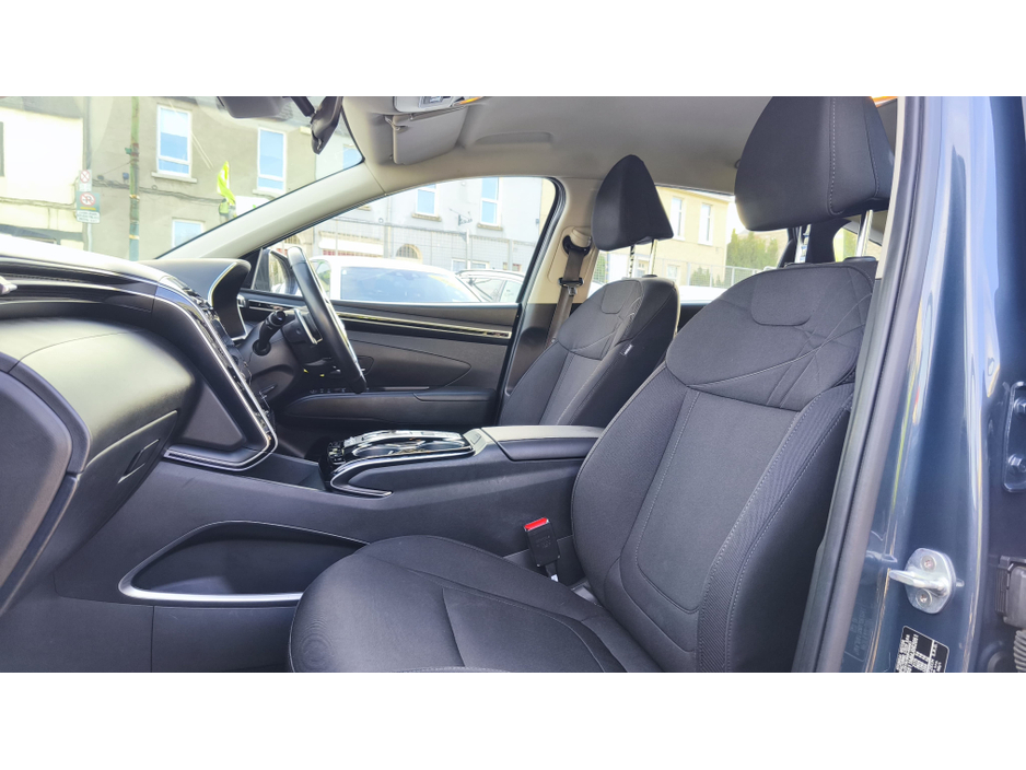 2022 Hyundai Tucson - image 13