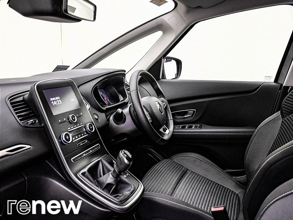 2020 Renault Grand Scenic Play Blue dCi 120 MY19 5DR €22,900