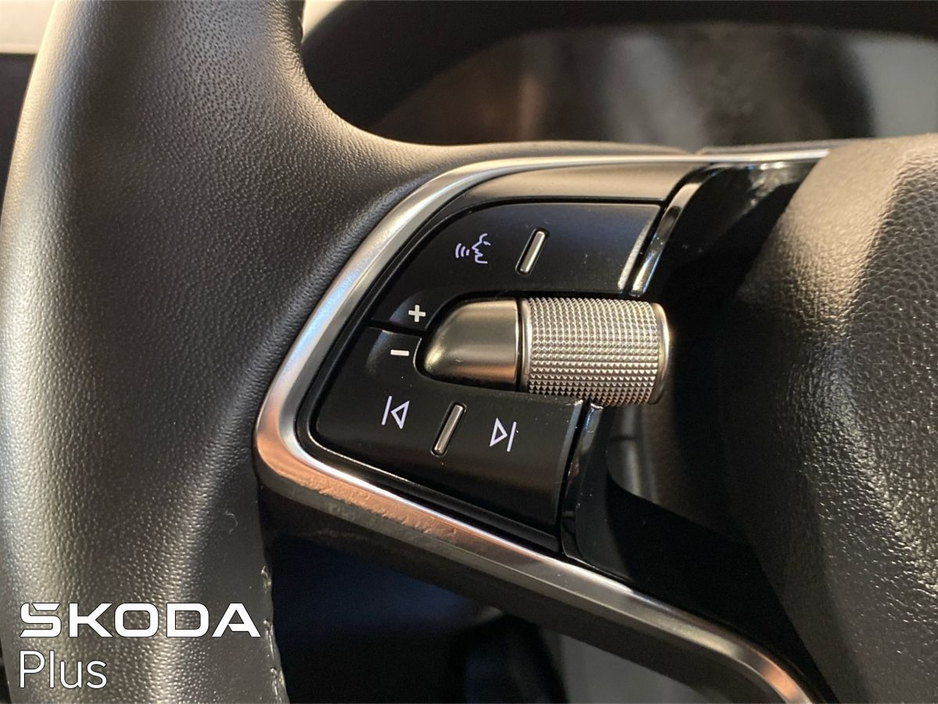 2025 Skoda Fabia - image 20