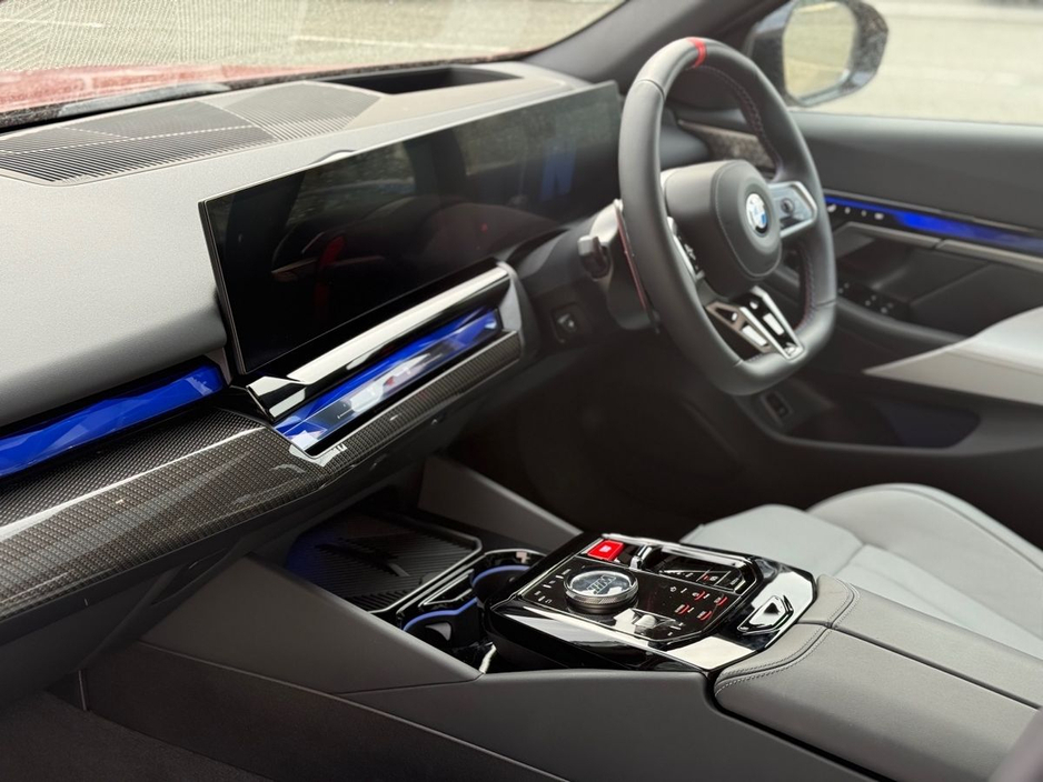 2026 BMW M5 - image 7