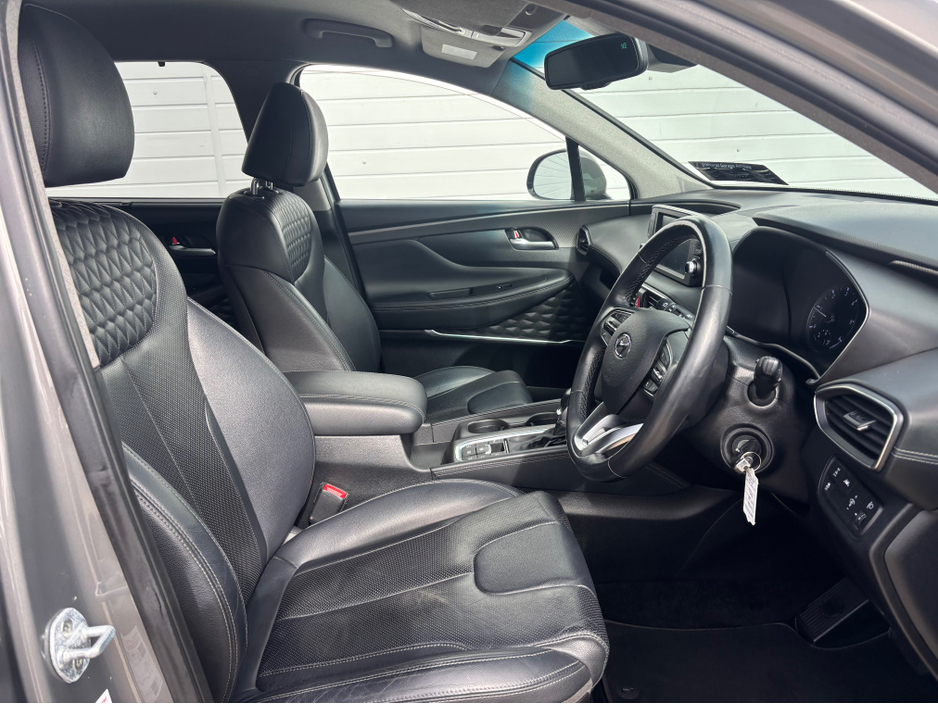 2018 Hyundai Santa Fe - image 7