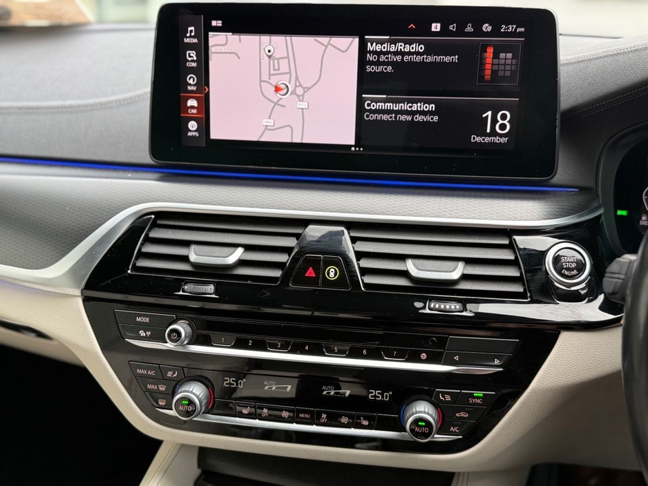 2022 BMW 5 Series 520d M Sport Saloon €44,950