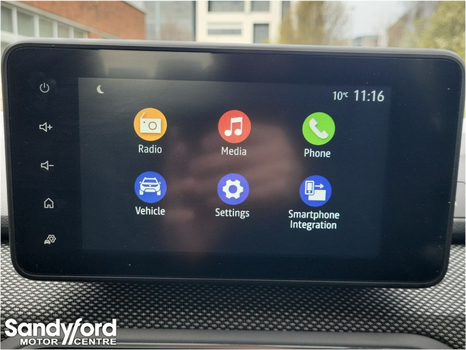 2022 Dacia Jogger - image 18