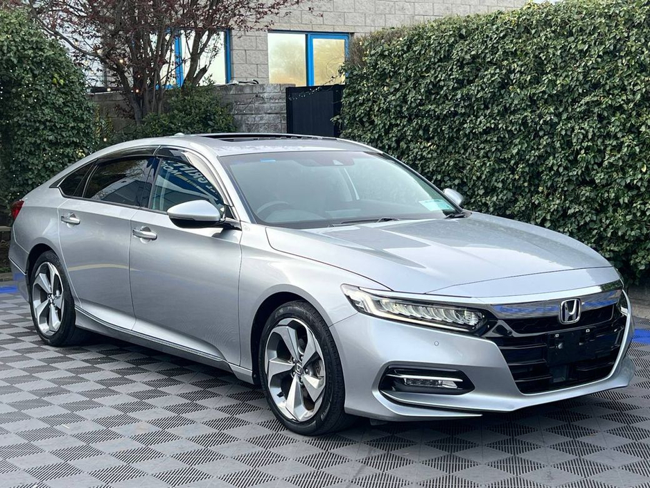 2020 Honda Accord - image 3