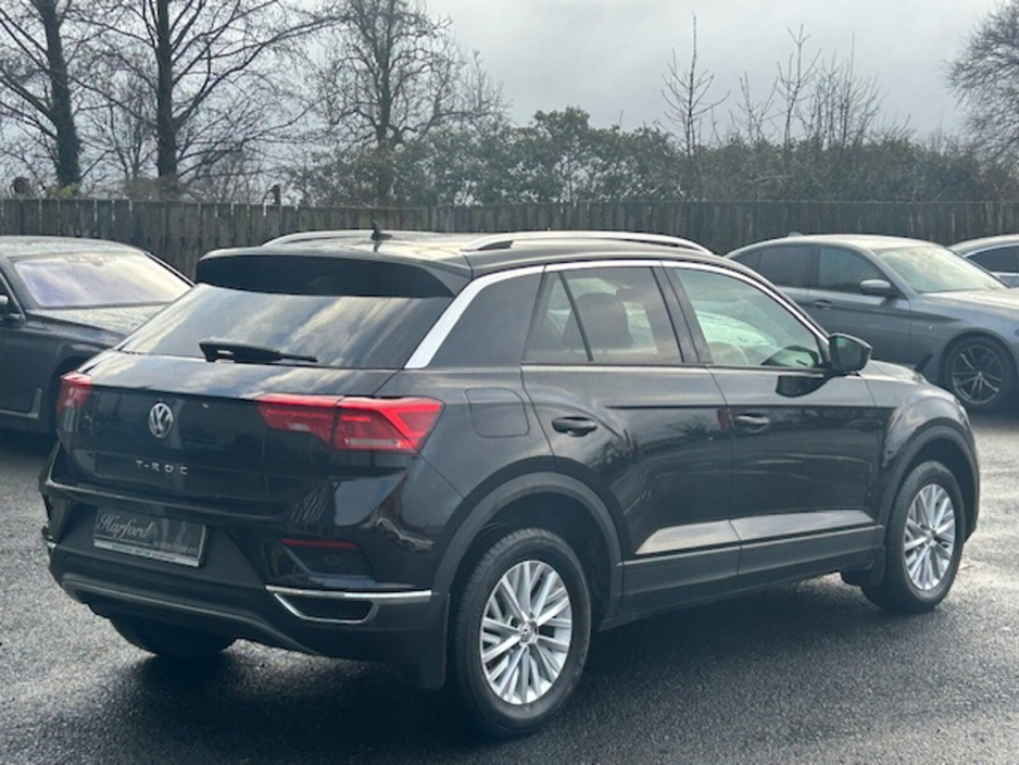 2019 Volkswagen T-Roc 1.0 TSI 115bhp Design €18,495
