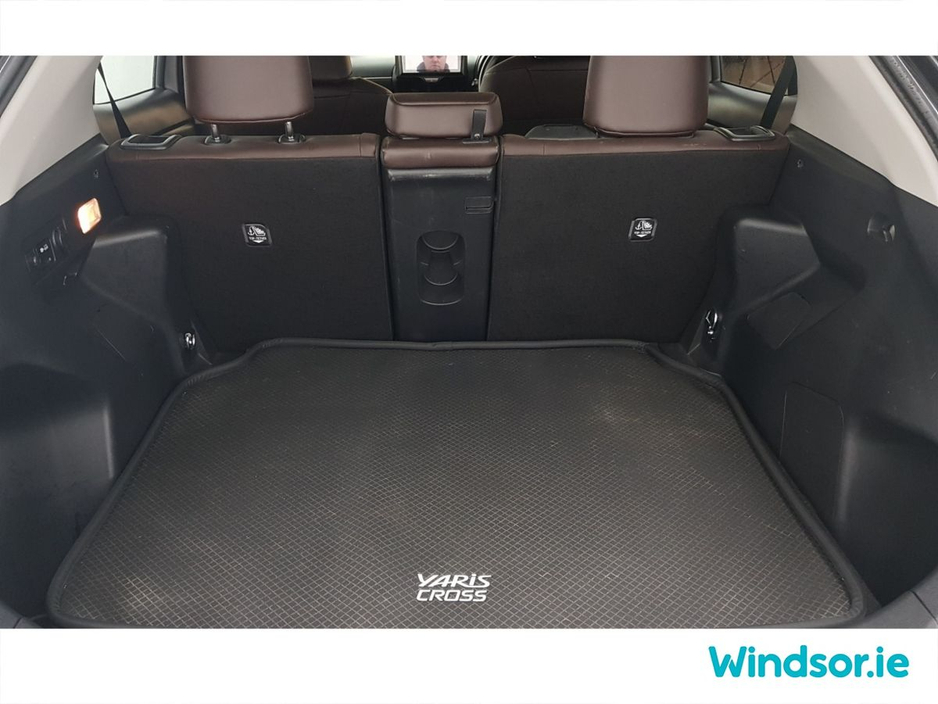 2020 Toyota Yaris Cross - image 18