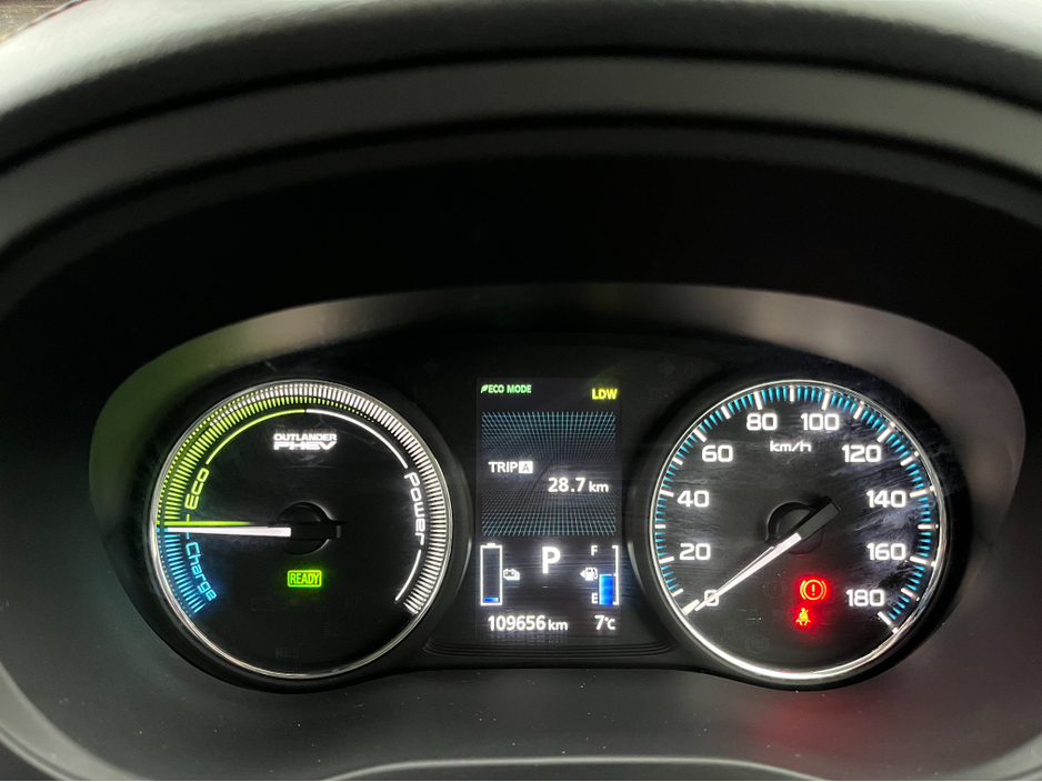 2017 Mitsubishi Outlander 2.0 PHEV AUTO LOW KMS €17,450