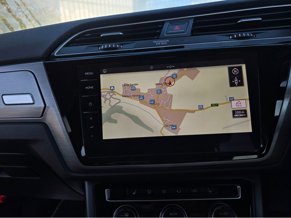 2018 Volkswagen Touran - image 31