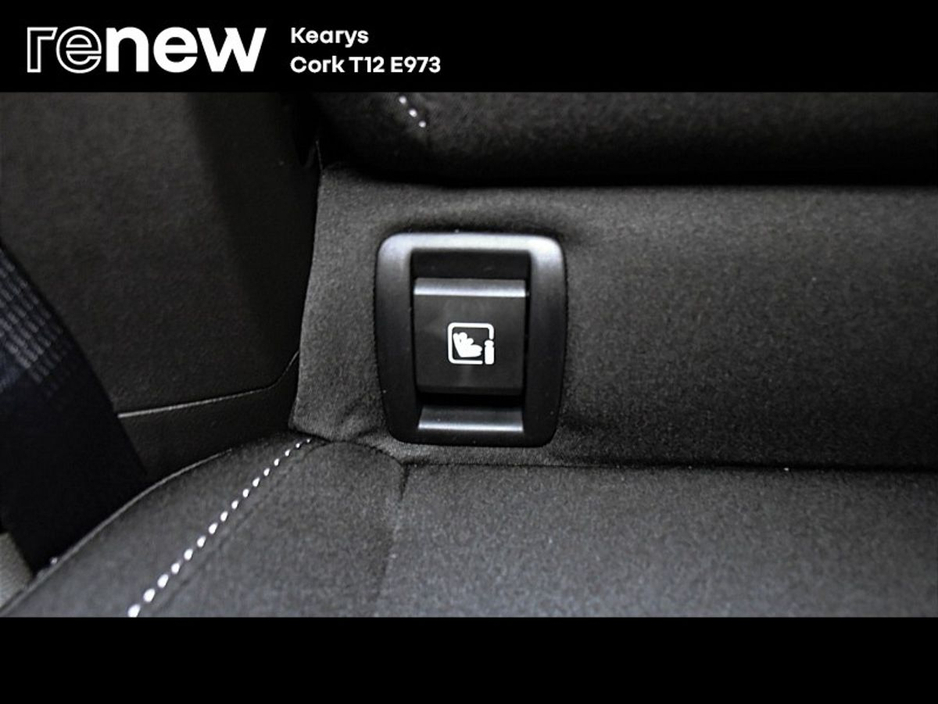 2025 Renault Clio - image 15