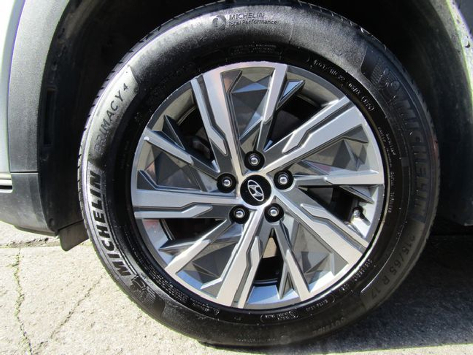 2022 Hyundai Tucson - image 47