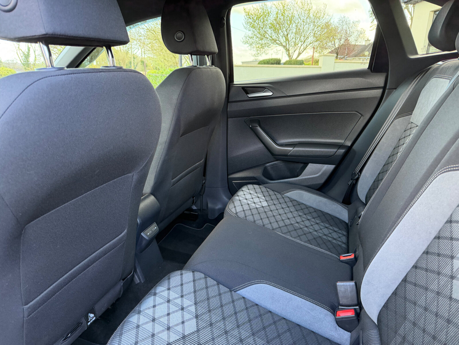 2024 Volkswagen Taigo - image 17