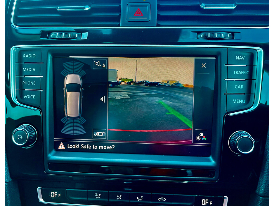 2015 Volkswagen Golf 1.4 TSI 150HP ACT HIGHLINE €12,499