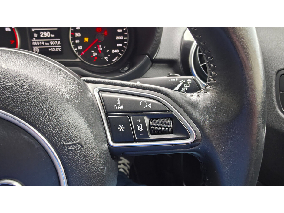 2017 Audi A1 - image 21