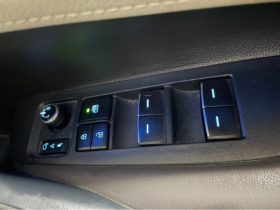 2022 Toyota Corolla HYBRID SOL SALOON 4DR FULL SERVICE HISTORY €19,950