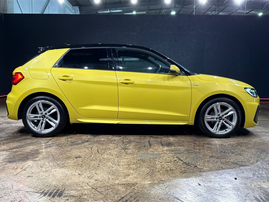 2022 Audi A1 S-LINE - YELLOW/BLACK TWO TONE - PADDLE SHIFT - CRUISE CONTROL - HEATED SEAT - DIGITAL DASH - REVERSE CAMERA €25,950