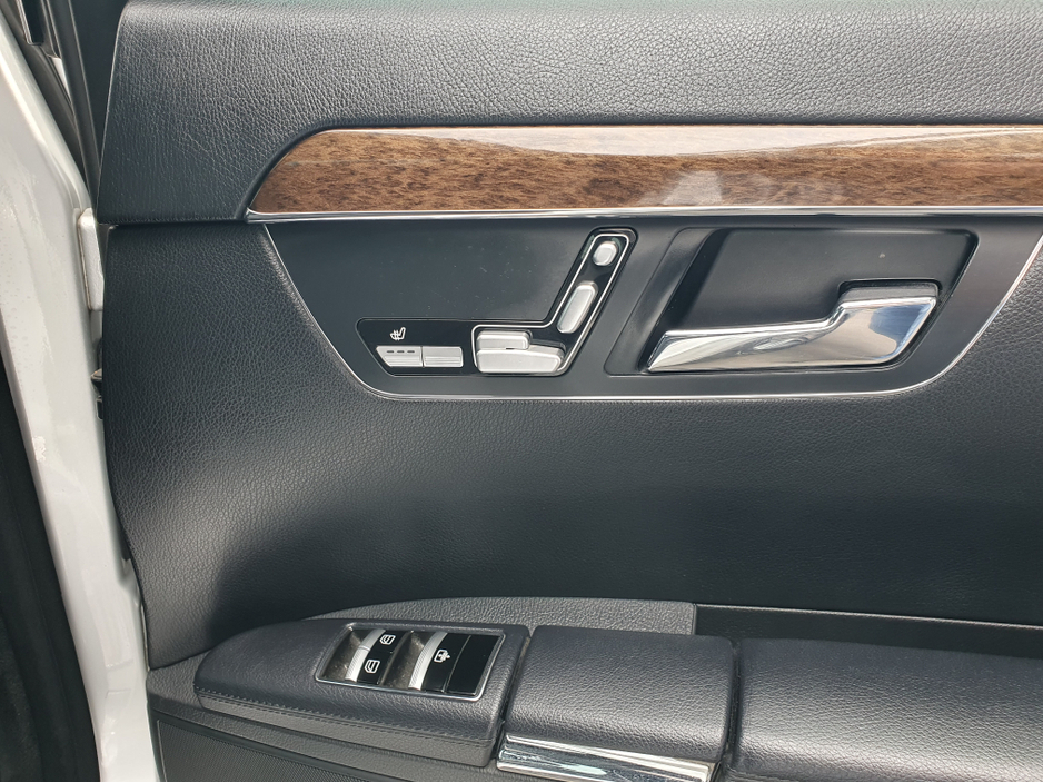 2013 Mercedes-Benz S Class - image 27