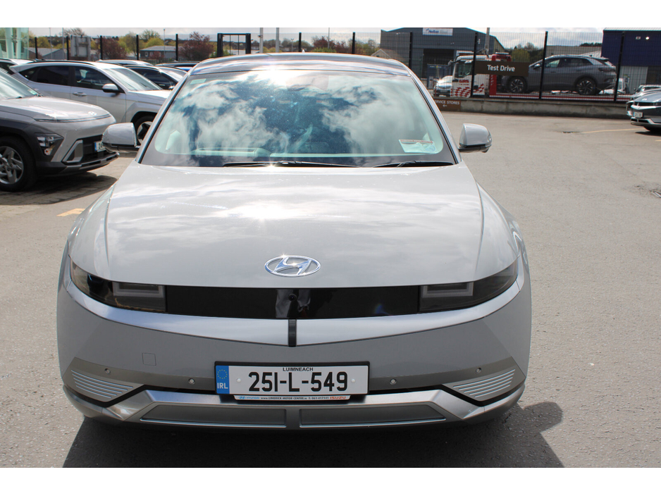 2025 Hyundai Ioniq 5 - image 8