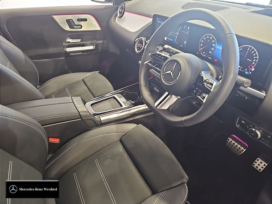 2025 Mercedes-Benz GLA Class - image 12