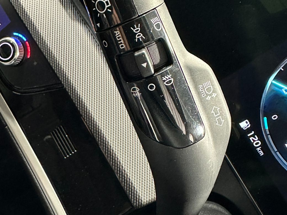 2024 Kia Sportage - image 18