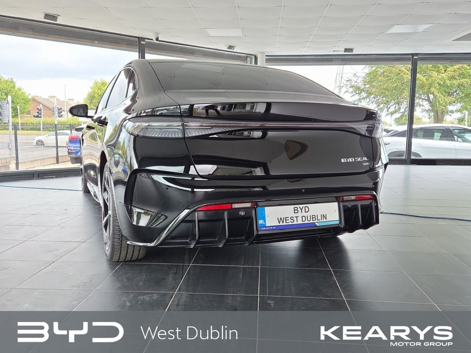 2024 BYD Seal - image 2