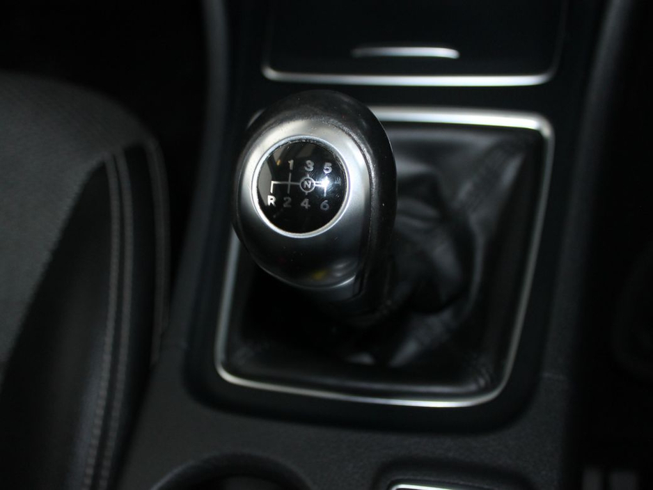 2018 Mercedes-Benz CLA Class - image 21