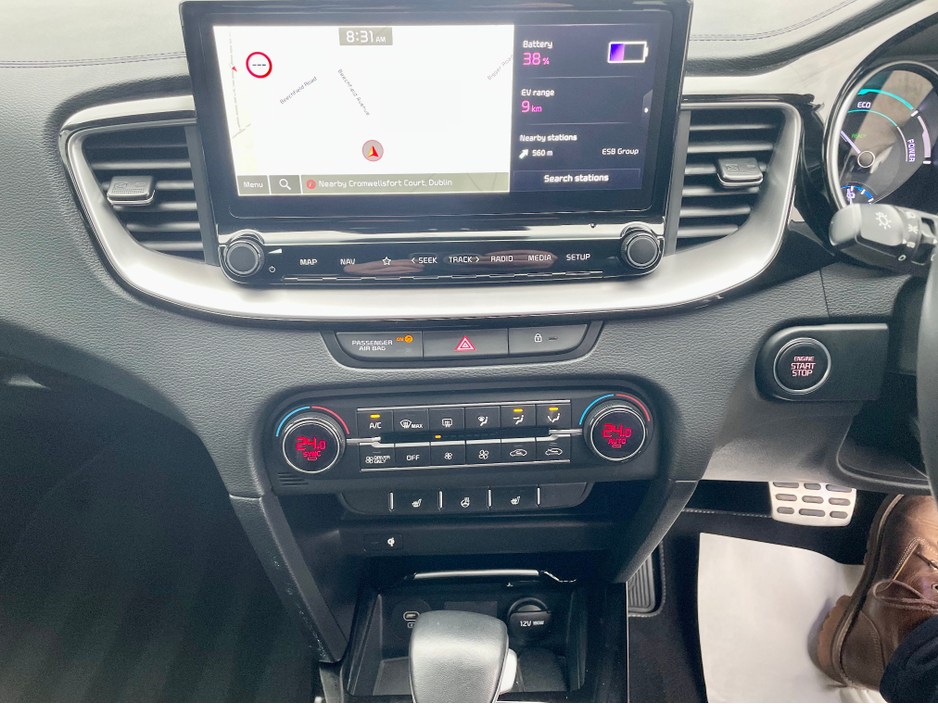 2024 Kia XCeed - image 13