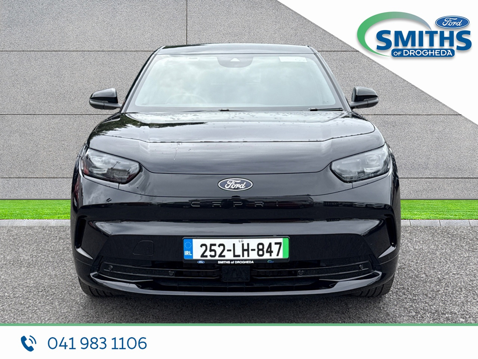 2025 Ford Capri - image 9