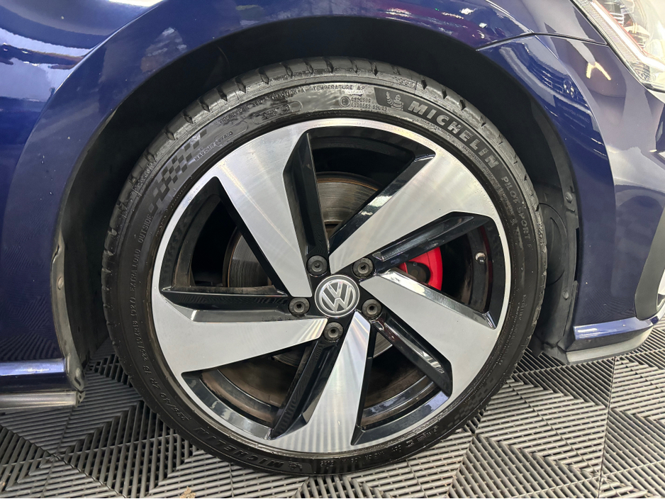 2018 Volkswagen Golf VOLKSWAGEN GOLF GTI 230BHP DSG*REVERSE CAM & SENSORS*DRIVE MODES & DCC/ACC*KEYLESS ENTRY & START*AUTO HOLD HANDBRAKE*DIGITAL DASH*FINANCE AVAILABLE TRADE INS WELCOME* €26,950