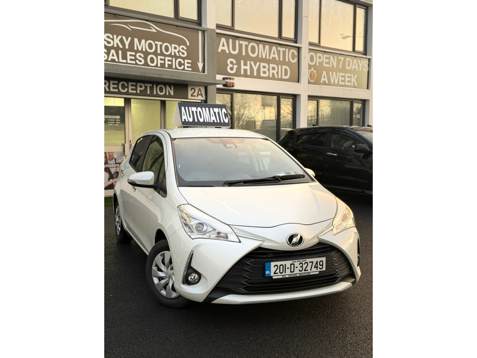 2020 Toyota Yaris  €13,290